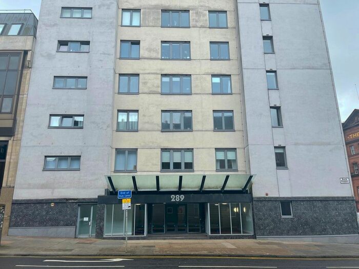 2 Bedroom Flat To Rent In Bath Street, Glasgow, G2