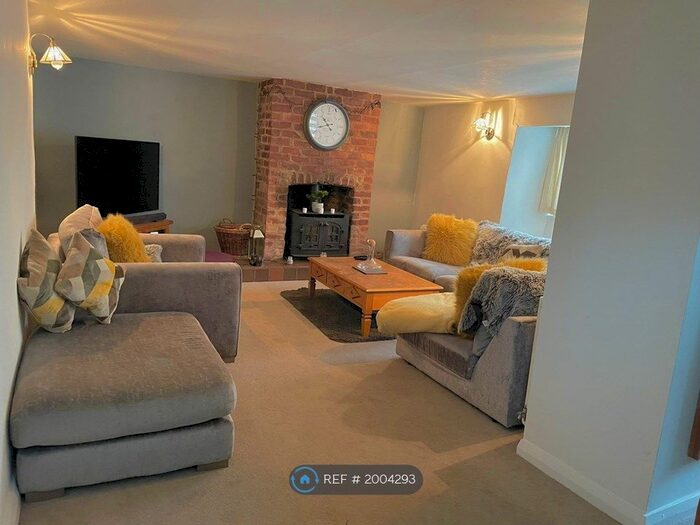 3 Bedroom Semi-Detached House To Rent In Lodge Road, Little Houghton, Northampton, NN7