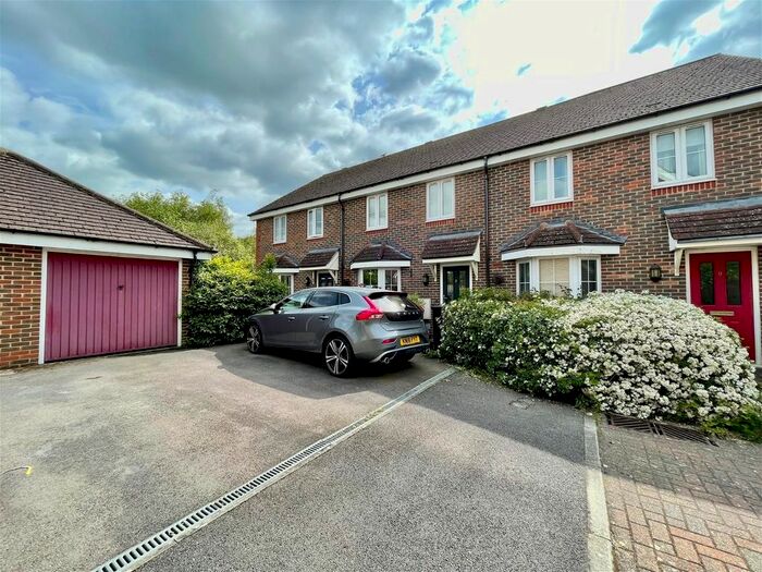 3 Bedroom Terraced House To Rent In Wallis Gardens, Newbury, RG14