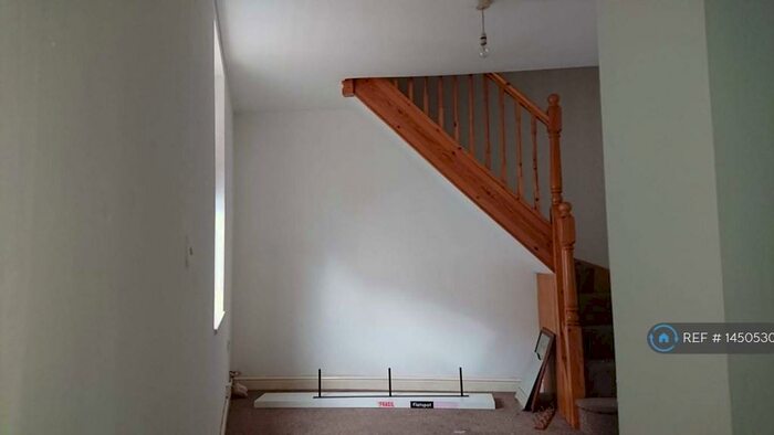 2 Bedroom Flat To Rent In Edward Street, Eastville, Bristol, BS5