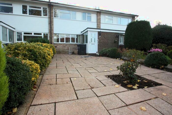 3 Bedroom Terraced House To Rent In Rivermead, Byfleet, KT14