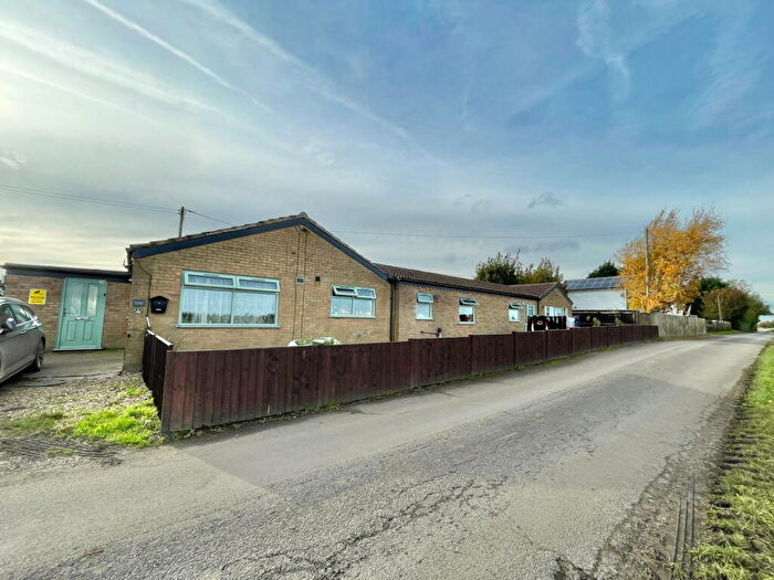 6 Bedroom Detached Bungalow For Sale In Euximoor Drove, Christchurch, PE14