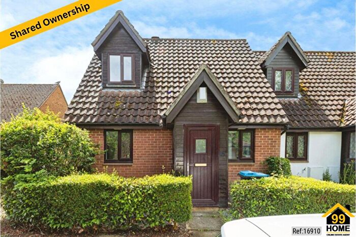 2 Bedroom End Of Terrace House For Sale In Hadrians Drive, Milton Keynes, Buckinghamshire, MK13