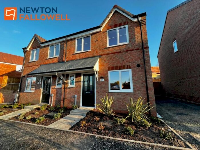 3 Bedroom Semi-Detached House To Rent In Sandy Grove, Mansfield, NG18