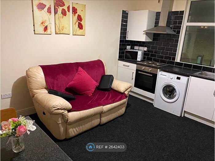 2 Bedroom Flat To Rent In Crookes Vally Road, Sheffield, S10