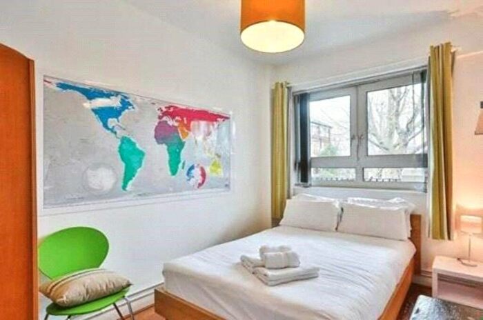 2 Bedroom Apartment To Rent In Neckinger Estate, London, SE16