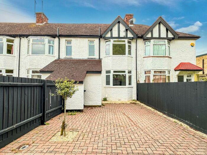 2 Bedroom Terraced House For Sale In Thetford Terrace, Cambridge, CB5