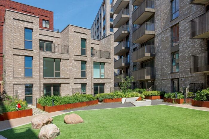 2 Bedroom Apartment To Rent In Fleet At Royal Albert Wharf, Wallis Walk, London, E16