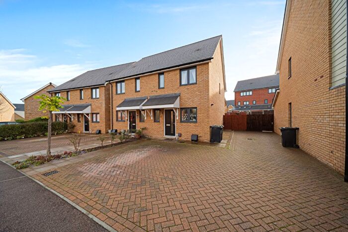 2 Bedroom Semi-Detached House For Sale In Chilvers Way, Northfleet, Gravesend, Kent, DA11