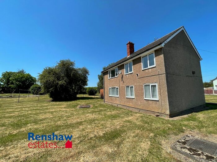 2 Bedroom Flat To Rent In Priory Close, Kirk Hallam, Ilkeston, DE7