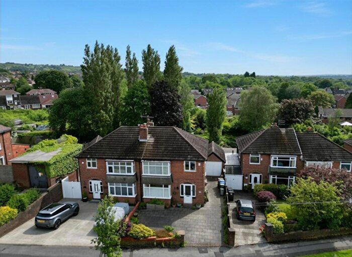 3 Bedroom Semi Detached House For Sale In Fawley Avenue, Hyde, SK14