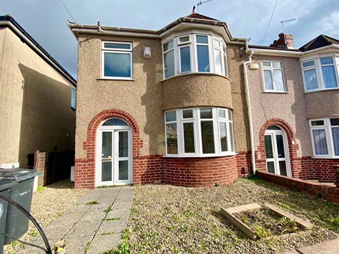 3 Bedroom Terraced House To Rent In Stoneleigh Road, Knowle, Bristol, BS4