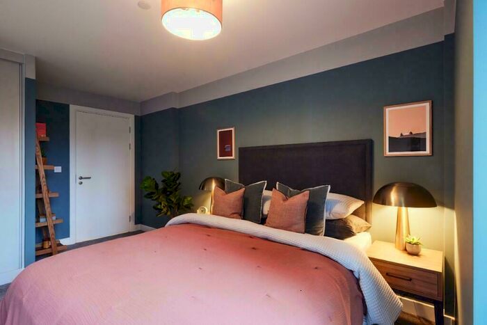 2 Bedroom Apartment To Rent In The Junction, Whitehall, Leeds, West Yorkshire, LS12