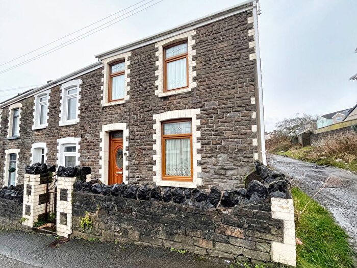 3 Bedroom End Terrace House For Sale In School Road, Neath, SA11