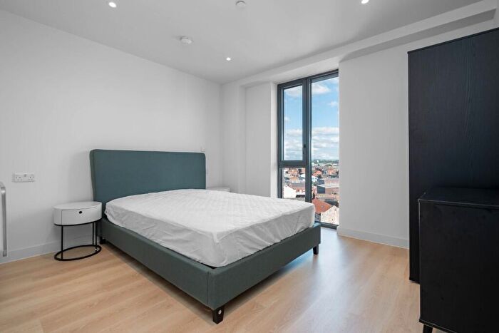 1 Bedroom Flat To Rent In Dutton Street, Manchester, Greater Manchester, M3