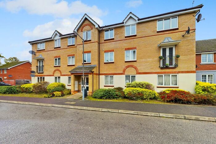 2 Bedroom Flat To Rent In Ethelreda Drive, Thetford, IP24