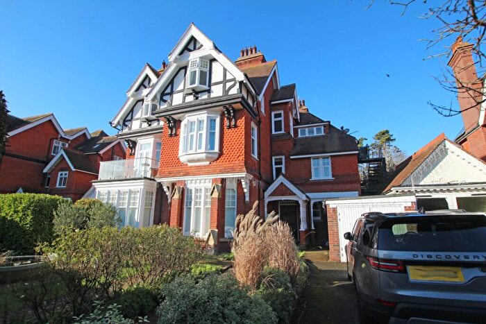 3 Bedroom Flat For Sale In Denton Road, Eastbourne, BN20