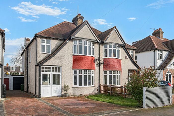 4 Bedroom Detached House For Sale In Eden Park Avenue, Beckenham, BR3