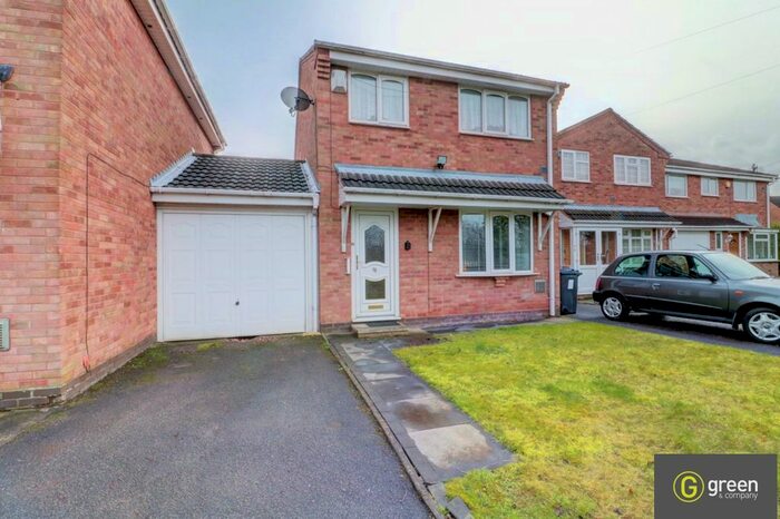 3 Bedroom Link Detached House To Rent In Burdons Close, Birmingham, B34