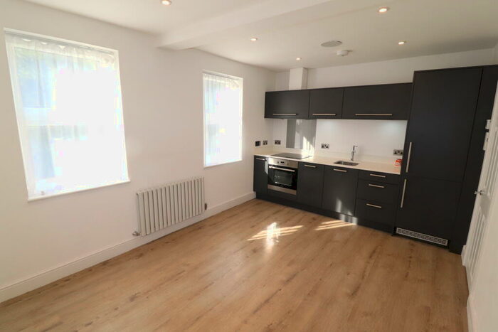 1 Bedroom Apartment To Rent In Warley Hill - Brentwood, CM14
