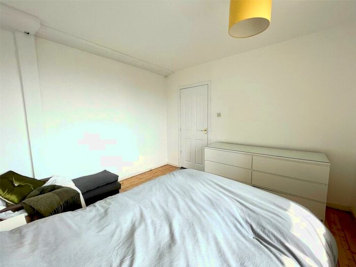 1 Bedroom Flat For Sale In Fergus Court, North Kelvinside, Glasgow, G20