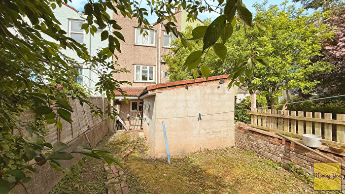 4 Bedroom Terraced House For Sale In St. Lukes Road, Totterdown, Bristol, BS3