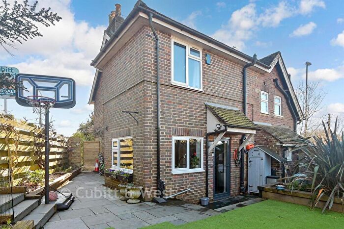 4 Bedroom Semi-Detached House For Sale In Colwell Road, Haywards Heath, West Sussex, RH16