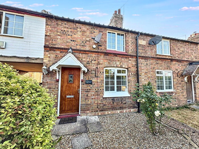 2 Bedroom Cottage To Rent In West Drive Gardens, Soham, Ely, CB7