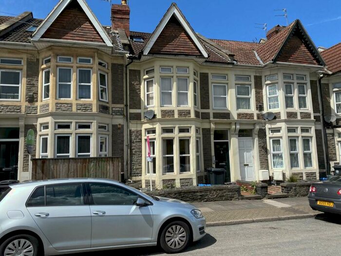 Studio To Rent In Stapleton Road, Eastville, Bristol, BS5