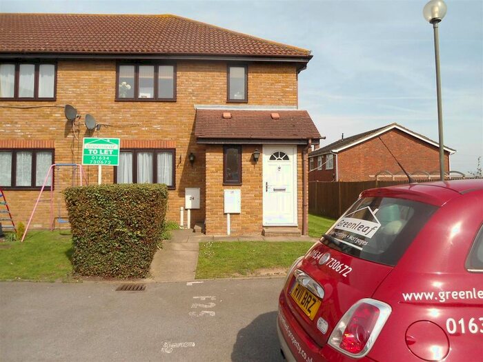 2 Bedroom Maisonette To Rent In Brickfield View, Rochester, ME2