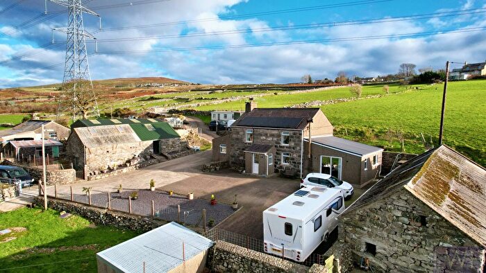 3 Bedroom Detached House For Sale In Cae Uchaf, Clogwyn Melyn - Ac, LL54