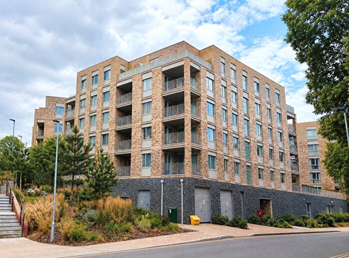 3 Bedroom Apartment For Sale In Medawar Drive, Mill Hill, London, NW7