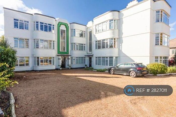 2 Bedroom Flat To Rent In South Norwood Hill, London, SE25