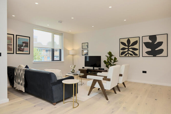 2 Bedroom Flat To Rent In Coverdale Road, Brondesbury, NW2