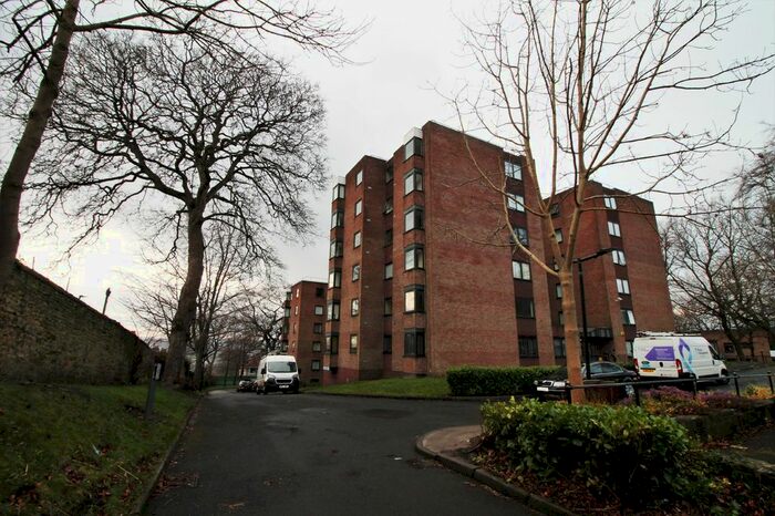 1 Bedroom Flat To Rent In Benwell Close, Benwell Grange, Newcasltle Upon Tyne, NE15