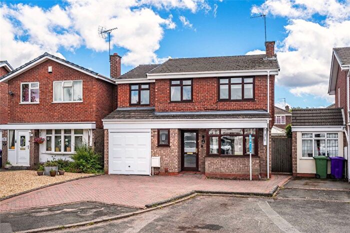 4 Bedroom Detached House For Sale In Alverstoke Close, Pendeford, Wolverhampton, West Midlands, WV9