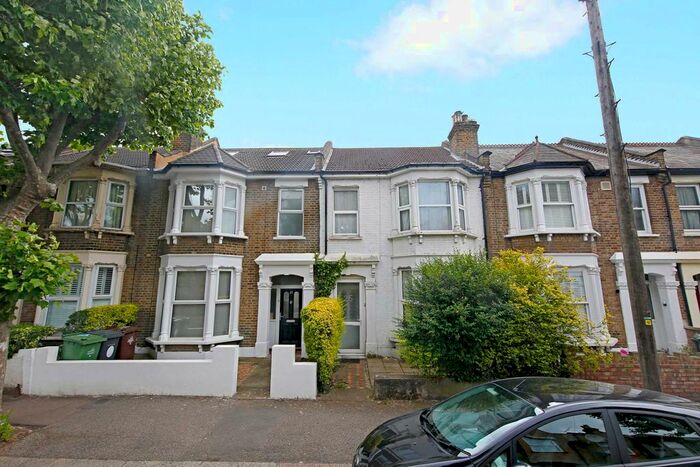 3 Bedroom Terraced House To Rent In Trelawn Road, Leyton, E10