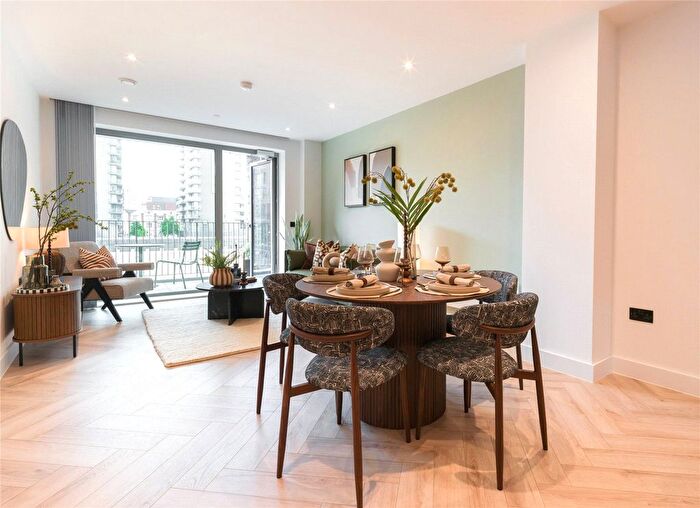 3 Bedroom Flat For Sale In Bankside, Colliers Yard, Manchester, Greater Manchester, M3