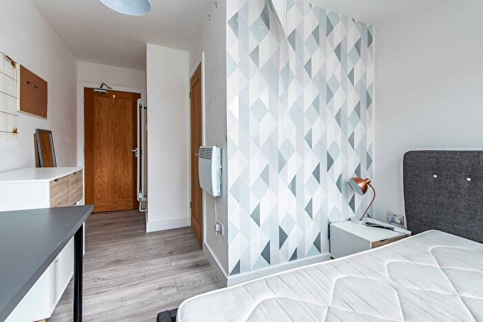 1 Bedroom Flat To Rent In Upper Parliament Street, Nottingham, NG1