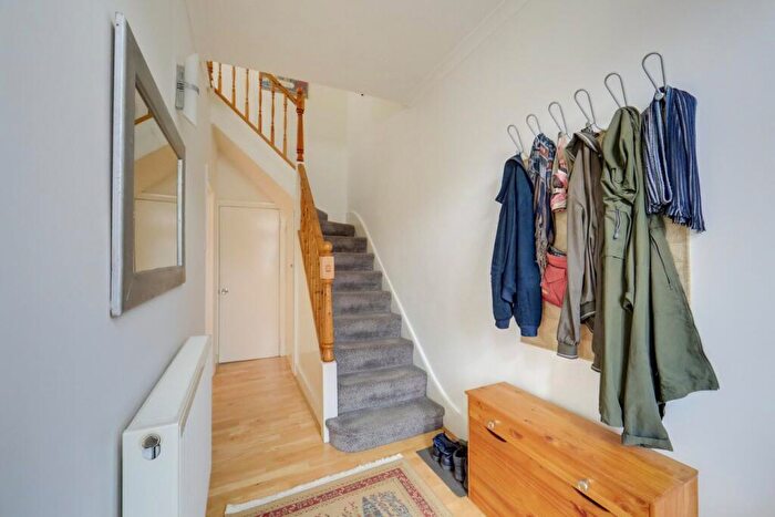 3 Bedroom Terraced House For Sale In Glenfarg Road, Catford, London, SE6