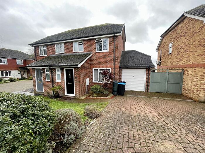 3 Bedroom Property For Sale In Hill House Drive, Minster, Ramsgate, CT12