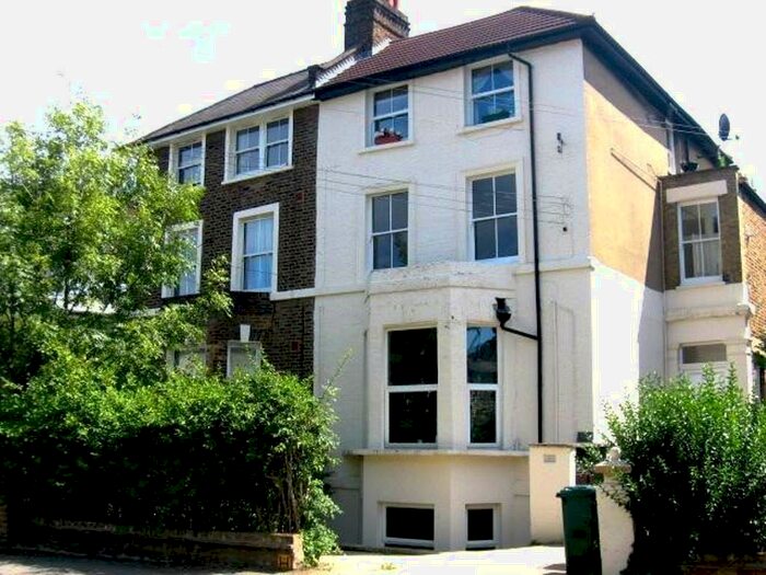 1 Bedroom Flat To Rent In Versailles Road, London, SE20