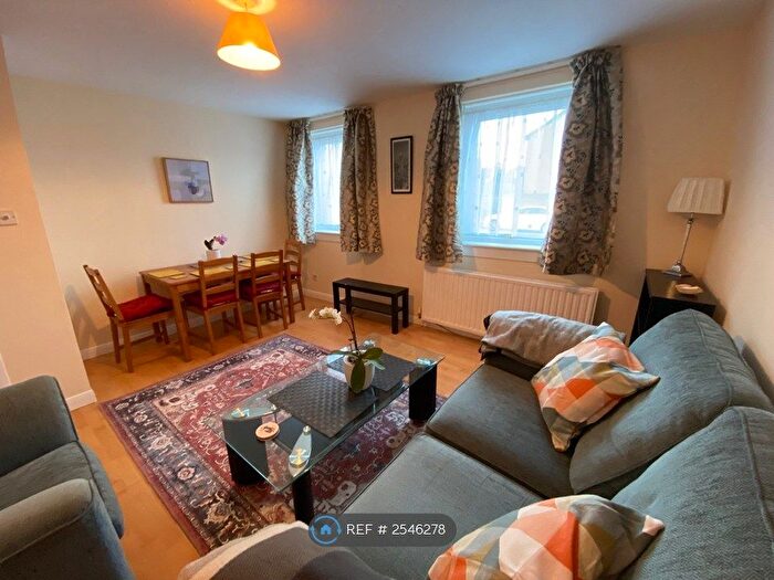 1 Bedroom Flat To Rent In Stuart Crescent, Edinburgh, EH12