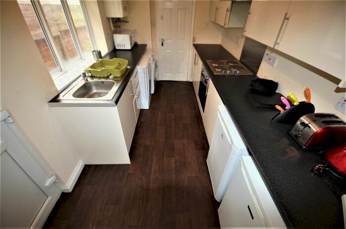 4 Bedroom Terraced House To Rent In Clements Street, Coventry, CV2