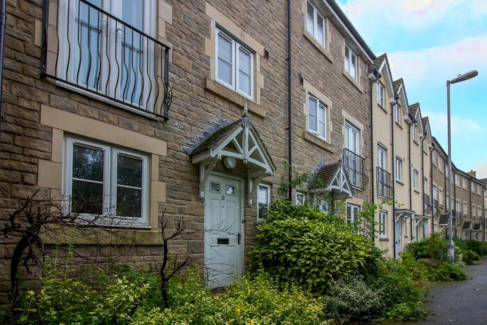 4 Bedroom Terraced House To Rent In Waters Edge, Frome, BA11