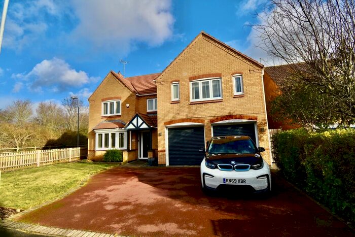 5 Bedroom Detached House To Rent In Knightons Way, Brixworth, Northampton, NN6