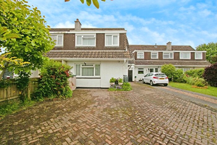 4 Bedroom Semi-Detached House For Sale In Polstain Road, Threemilestone, Truro, Cornwall, TR3