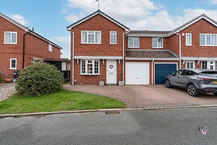 4 Bedroom Semi Detached House For Sale In Kestrel Close, Winsford, CW7