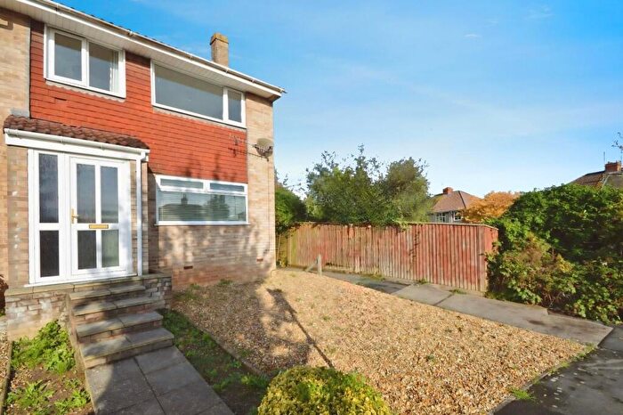 3 Bedroom End Of Terrace House To Rent In Charlton Road, Keynsham, BS31