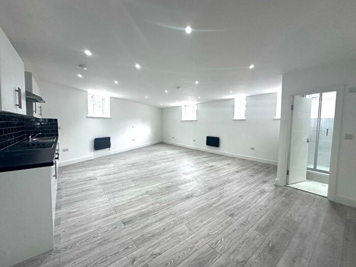 Studio To Rent In Bellegrove Road, Welling, DA16